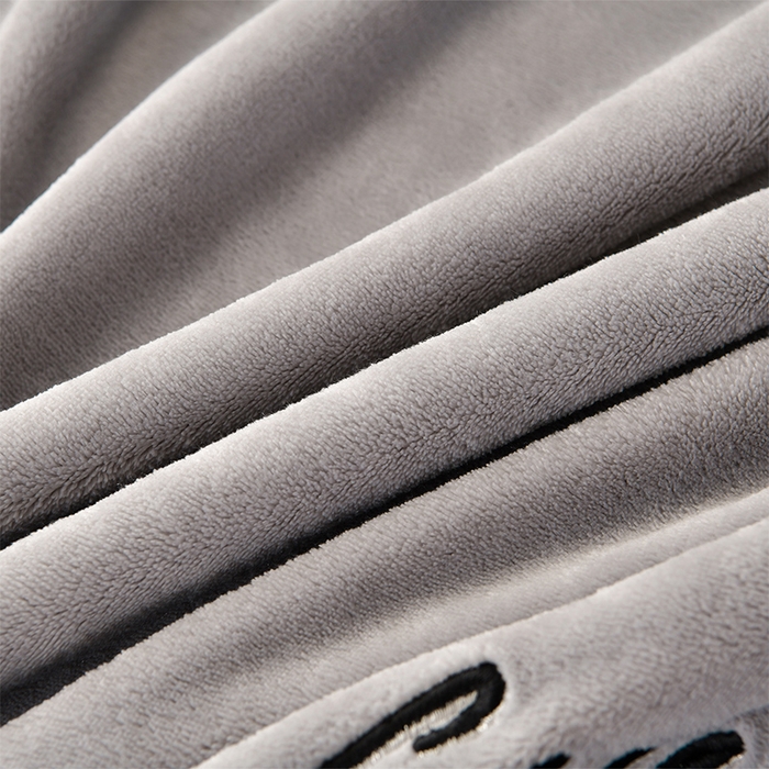 91家纺网 家纺一手货源 找家纺 妮恒美 2025新款加厚牛奶绒刺绣四件套-熊猫系列 熊猫-山灰