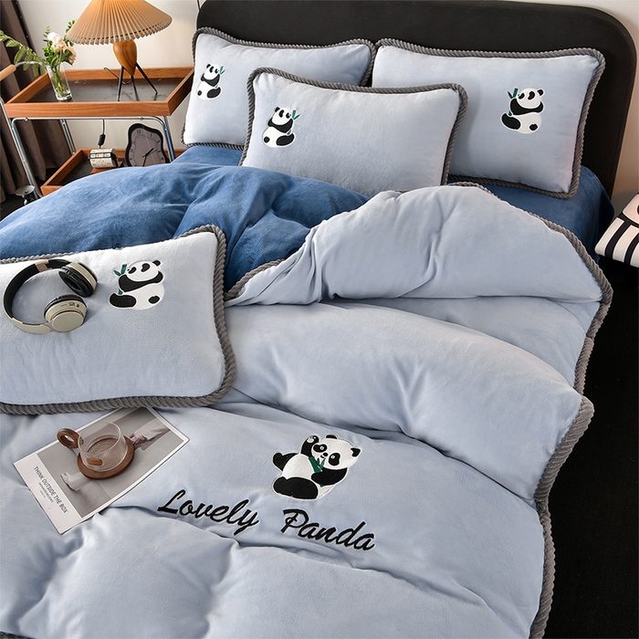 妮恒美 2025新款加厚牛奶绒刺绣四件套-熊猫系列 熊猫-雾蓝