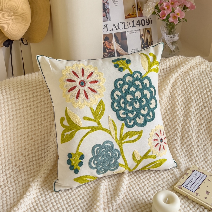 91家纺网 家纺一手货源 找家纺 （总）诺可 2025新款醒春集全棉毛巾绣抱枕枕头枕芯-彩色春日花束系列