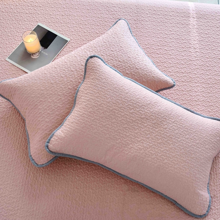 91家纺网 家纺一手货源 找家纺 春皖家纺 2025新款全棉纯棉多功能单枕套 枕套单件 艾迪-粉