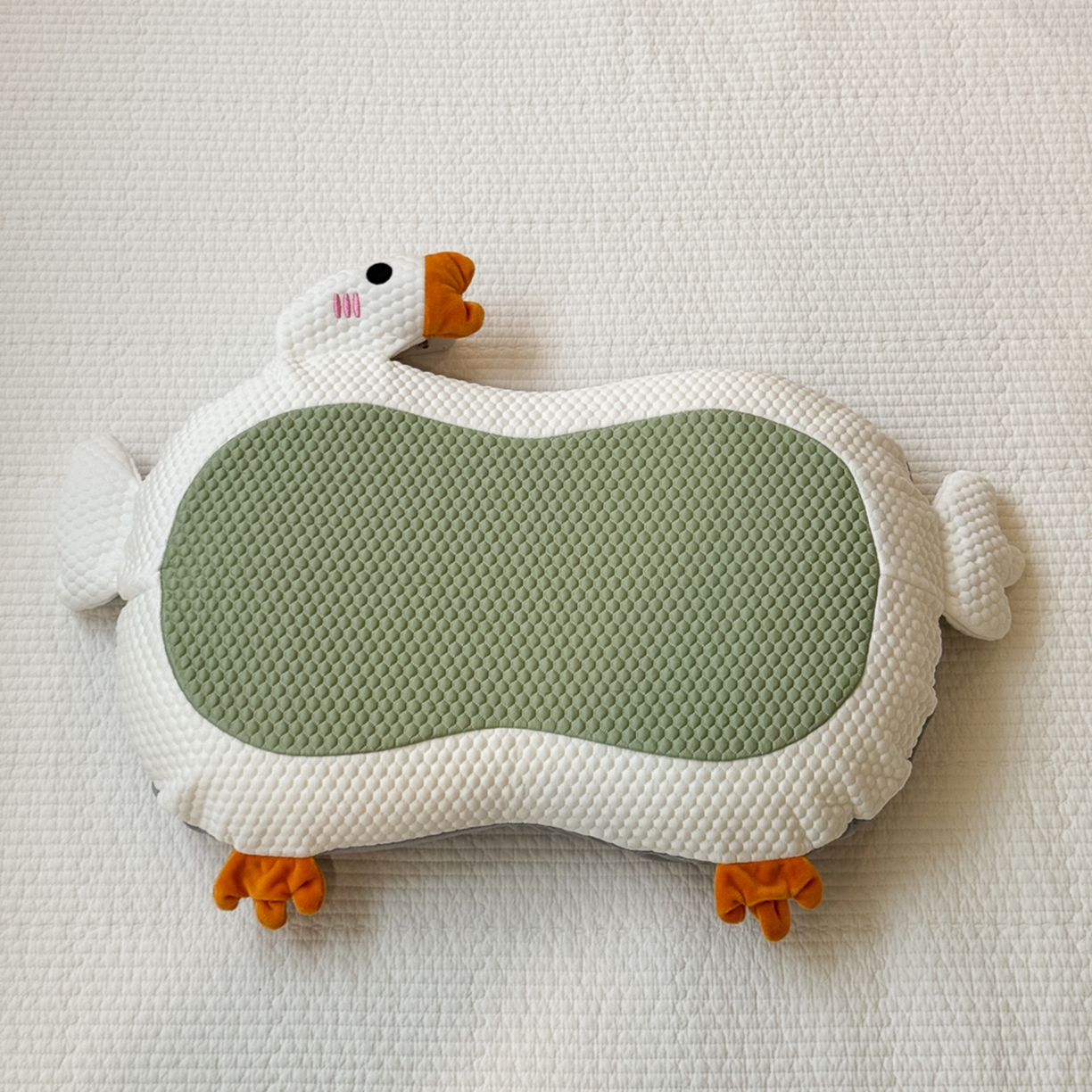 91家纺网 家纺一手货源 找家纺 诺可 2025新款凉感凉豆豆记忆枕猫肚枕枕头枕芯-卡通冰大鹅 绿色