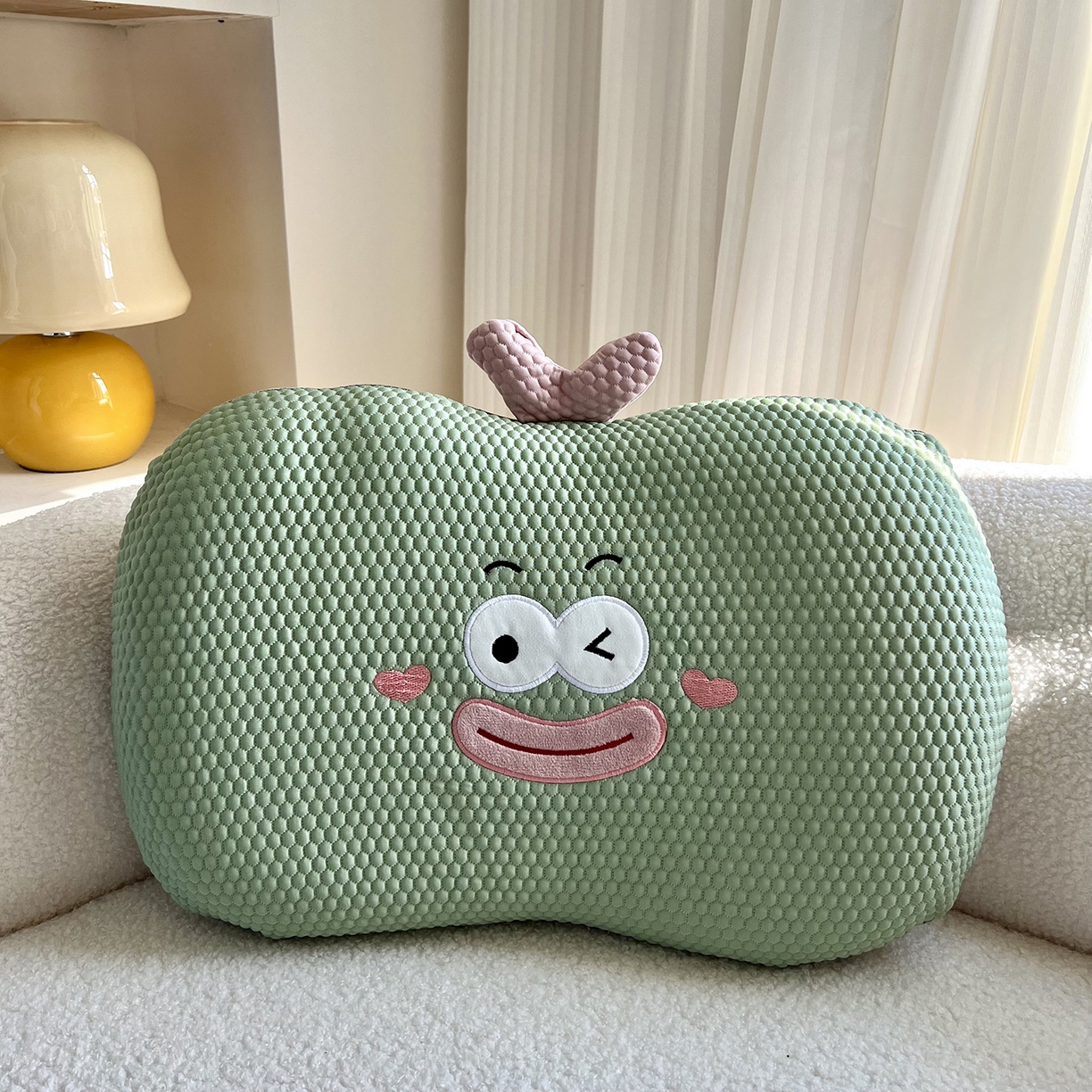 91家纺网 家纺一手货源 找家纺 诺可 2025新款凉感凉豆豆记忆枕猫肚枕枕头枕芯-小怪兽 绿色