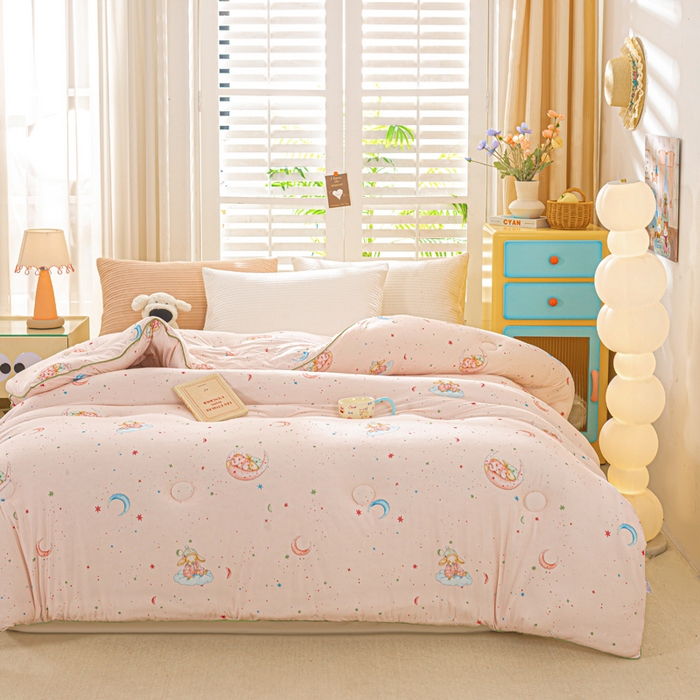 91家纺网 家纺一手货源 找家纺 恋之巢家纺 2025新款莫代尔针织大豆蛋白被子被芯 软糖月光兔