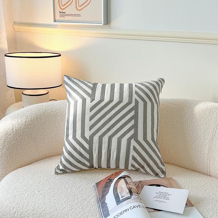 91家纺网 家纺一手货源 找家纺 诺可 2025新款全棉毛巾绣抱枕外贸跨境电商直播纯色几何系列-灰色 灰-橄榄纹