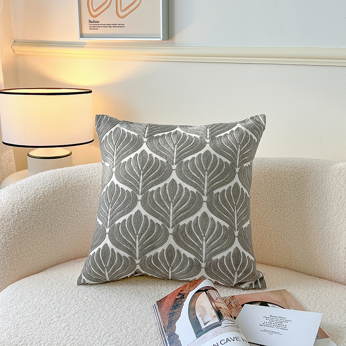 91家纺网 家纺一手货源 找家纺 诺可 2025新款全棉毛巾绣抱枕外贸跨境电商直播纯色几何系列-灰色 灰-叶子