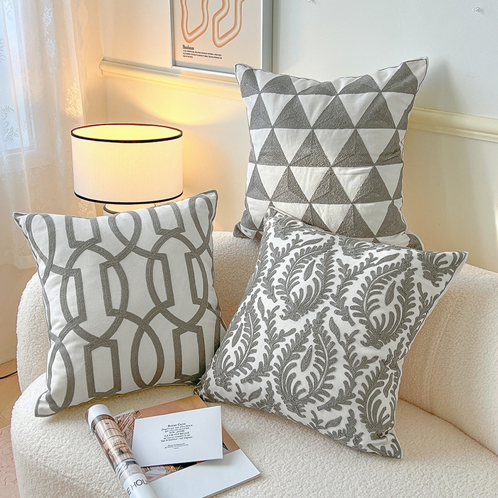 91家纺网 家纺一手货源 找家纺 诺可 2025新款全棉毛巾绣抱枕外贸跨境电商直播纯色几何系列-灰色 组合