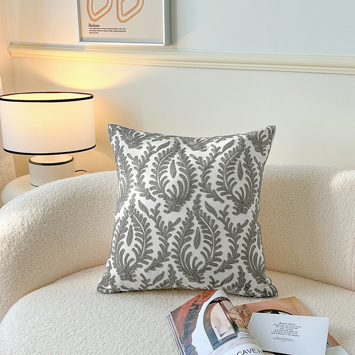 91家纺网 家纺一手货源 找家纺 诺可 2025新款全棉毛巾绣抱枕外贸跨境电商直播纯色几何系列-灰色 灰-花瓣