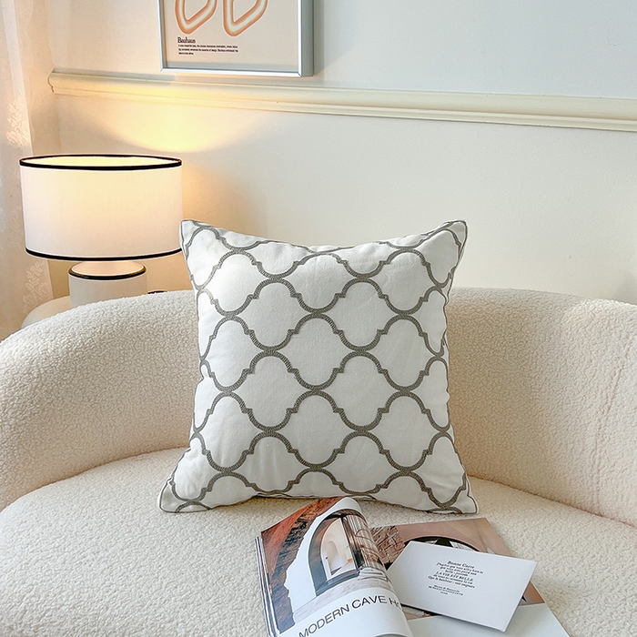 91家纺网 家纺一手货源 找家纺 诺可 2025新款全棉毛巾绣抱枕外贸跨境电商直播纯色几何系列-灰色 灰-简格