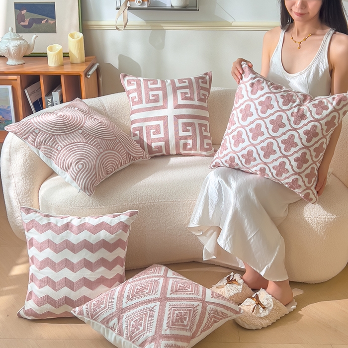 91家纺网 家纺一手货源 找家纺 （总）诺可 2025新款全棉抱枕外贸跨境电商直播纯色几何系列-粉色