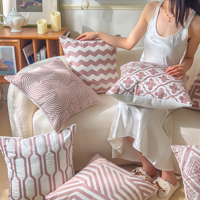 91家纺网 家纺一手货源 找家纺 （总）诺可 2025新款全棉抱枕外贸跨境电商直播纯色几何系列-粉色