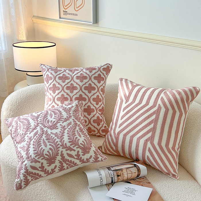 91家纺网 家纺一手货源 找家纺 诺可 2025新款全棉抱枕外贸跨境电商直播纯色几何系列-粉色 组合图仅供参考