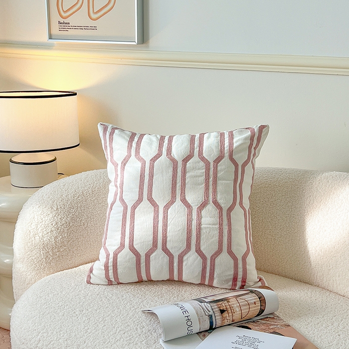 91家纺网 家纺一手货源 找家纺 诺可 2025新款全棉抱枕外贸跨境电商直播纯色几何系列-粉色 粉-回形