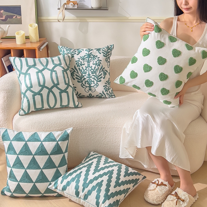 91家纺网 家纺一手货源 找家纺 （总）诺可 2025新款全棉毛巾绣抱枕外贸跨境电商直播纯色几何系列-绿色
