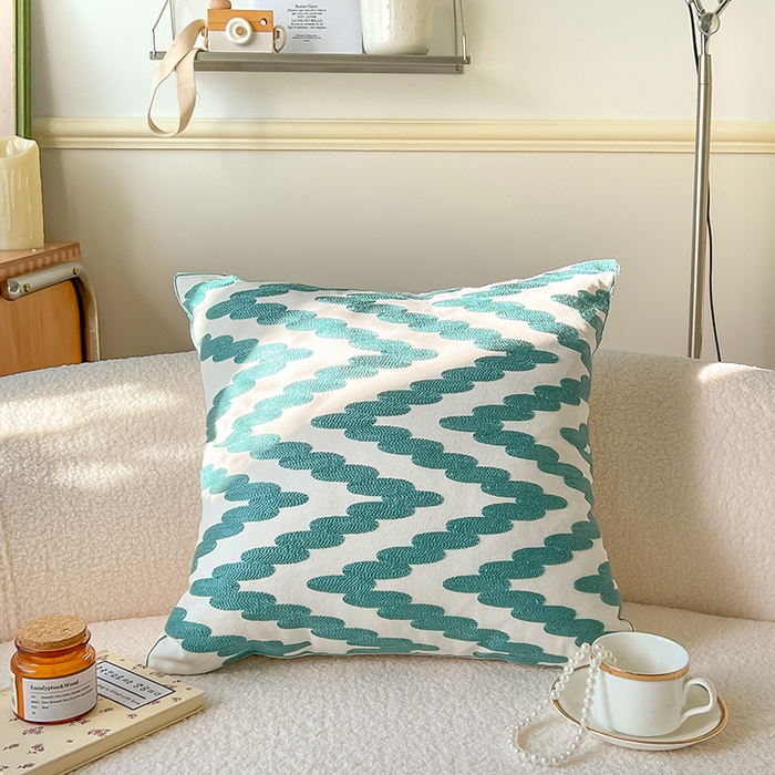 91家纺网 家纺一手货源 找家纺 （总）诺可 2025新款全棉毛巾绣抱枕外贸跨境电商直播纯色几何系列-绿色