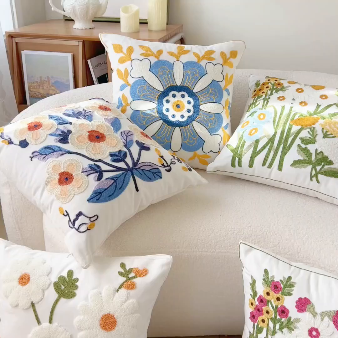 91家纺网 家纺一手货源 找家纺 （总）诺可 2025新款全棉毛巾绣抱枕跨境花物语系列