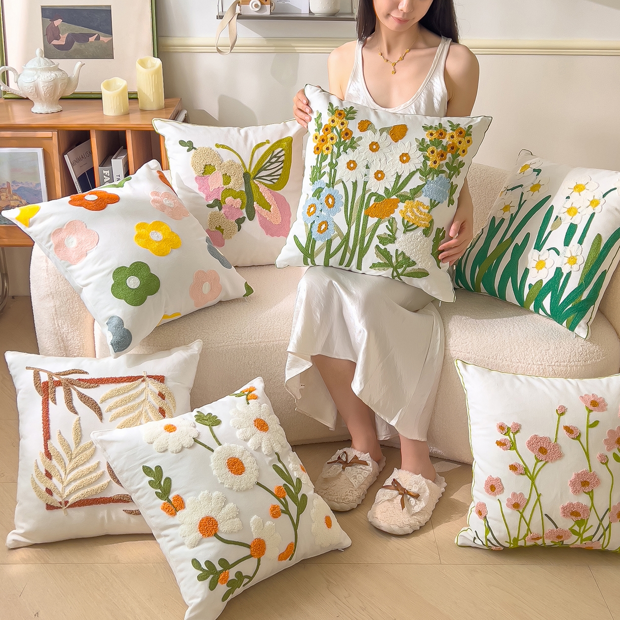 91家纺网 家纺一手货源 找家纺 （总）诺可 2025新款全棉毛巾绣抱枕跨境花物语系列