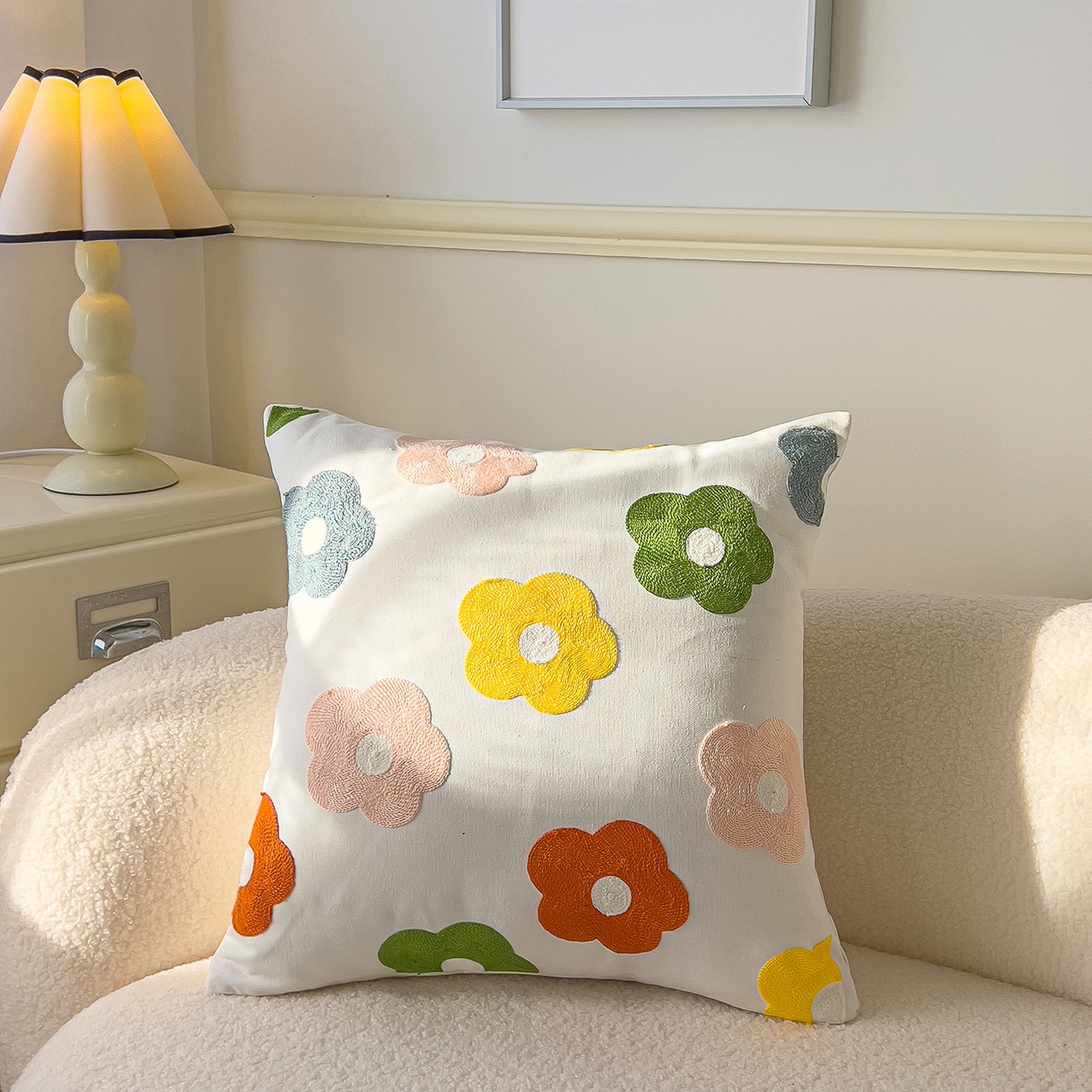 91家纺网 家纺一手货源 找家纺 （总）诺可 2025新款全棉毛巾绣抱枕跨境花物语系列