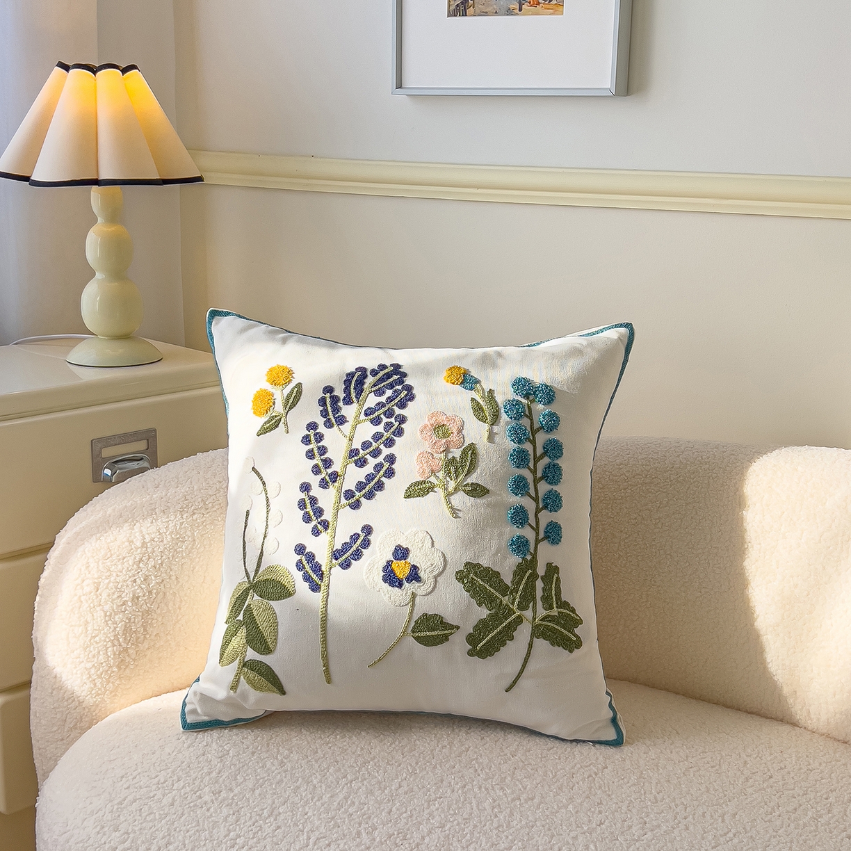 91家纺网 家纺一手货源 找家纺 （总）诺可 2025新款全棉毛巾绣抱枕跨境花物语系列