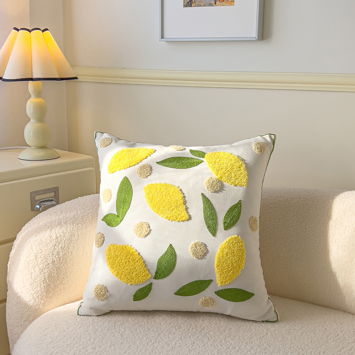 91家纺网 家纺一手货源 找家纺 （总）诺可 2025新款全棉毛巾绣抱枕跨境花物语系列