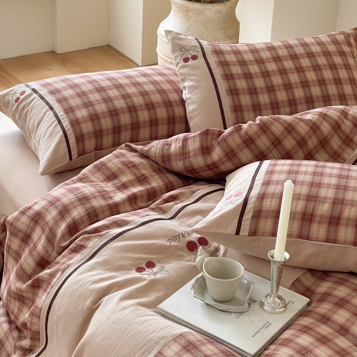 91家纺网 家纺一手货源 找家纺 （总）FORTWO 2025新款色织双层纱格子绣花拼色四件套