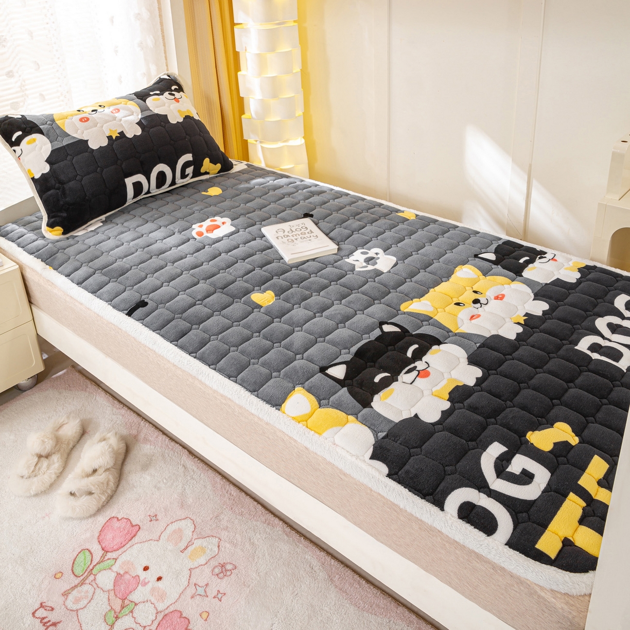 91家纺网 家纺一手货源 找家纺 眠势力 2025新款牛奶绒学生床宿舍床垫夹棉加厚床褥子秋冬季保暖床护垫 可爱汪