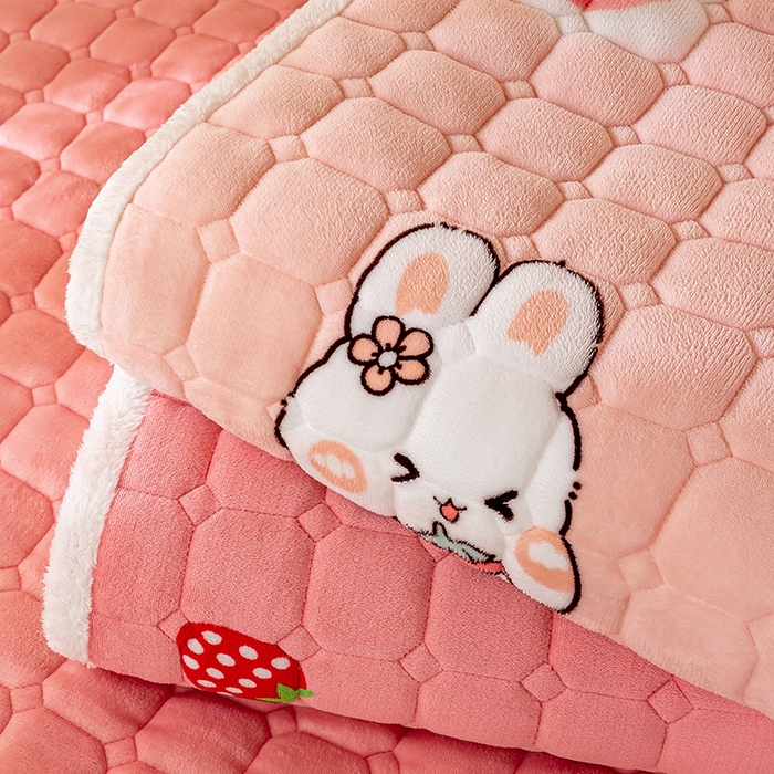 91家纺网 家纺一手货源 找家纺 眠势力 2025新款牛奶绒学生床宿舍床垫夹棉加厚床褥子秋冬季保暖床护垫 组合图（仅供展示）