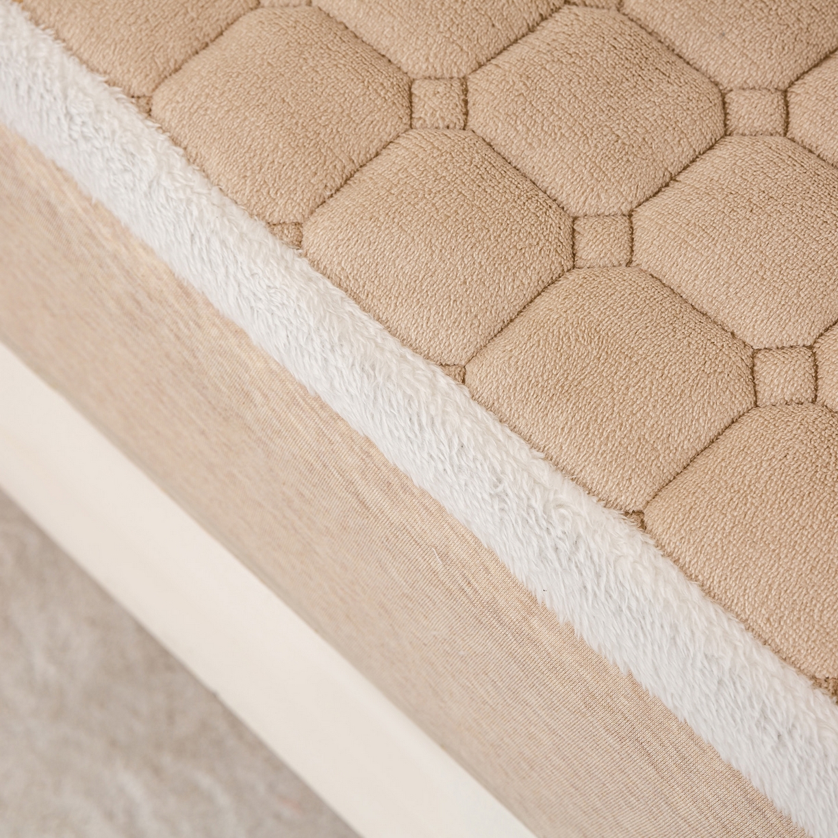 91家纺网 家纺一手货源 找家纺 眠势力 2025新款牛奶绒学生床宿舍床垫夹棉加厚床褥子秋冬季保暖床护垫 卡其