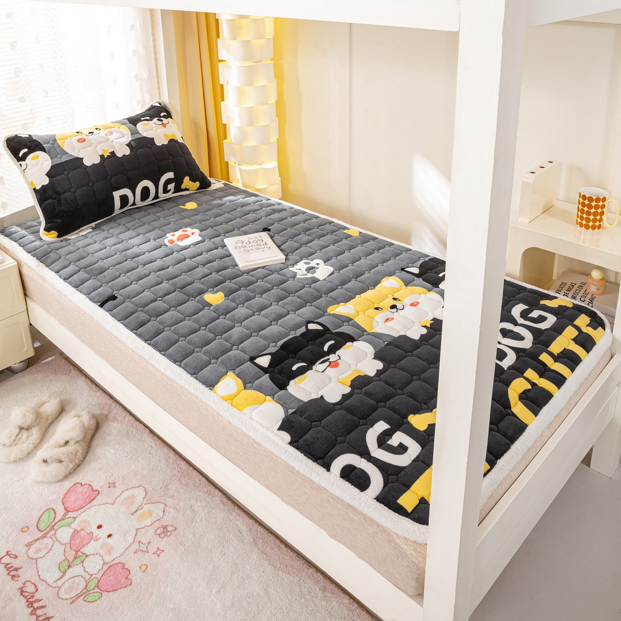 91家纺网 家纺一手货源 找家纺 眠势力 2025新款牛奶绒学生床宿舍床垫夹棉加厚床褥子秋冬季保暖床护垫 可爱汪