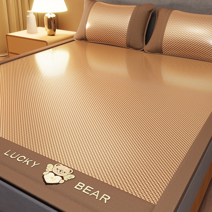 91家纺网 家纺一手货源 找家纺 缦吉 2025款冰藤系列冰丝藤席凉席席子-天使熊 天使金熊