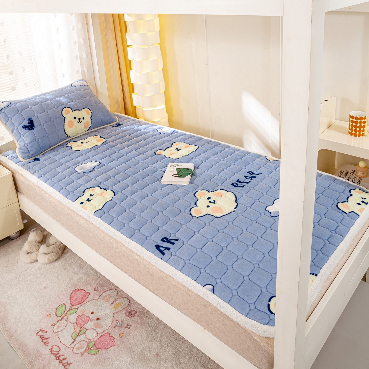 91家纺网 家纺一手货源 找家纺 （总）眠势力 2025新款牛奶绒学生床宿舍床垫夹棉加厚床褥子秋冬季保暖床护垫