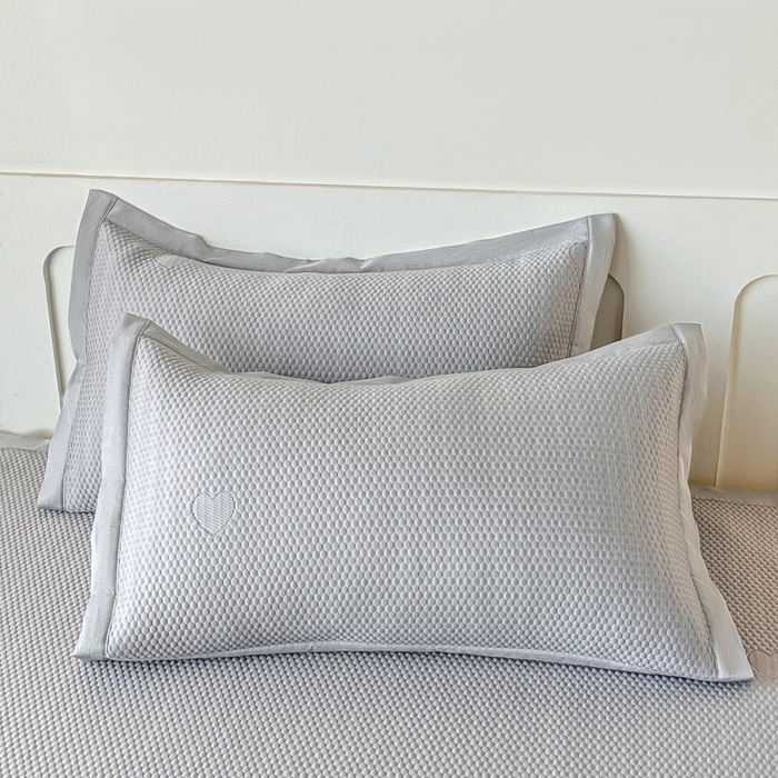 91家纺网 家纺一手货源 找家纺 缦吉 2025款中分子冰豆豆凉席席子-几何蝶 几何蝶-灰色