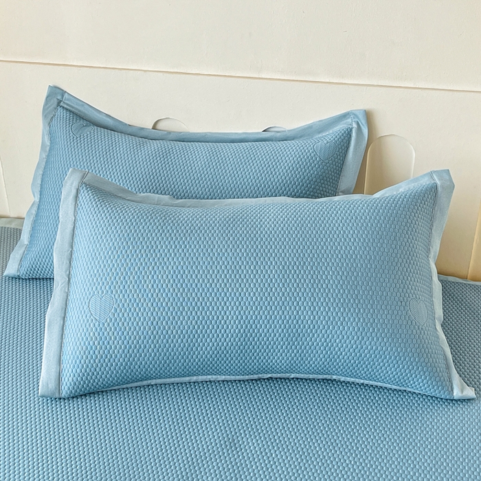 91家纺网 家纺一手货源 找家纺 缦吉 2025款中分子冰豆豆凉席席子-几何蝶 几何蝶-蓝色