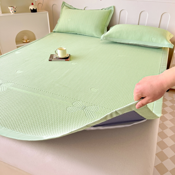 91家纺网 家纺一手货源 找家纺 缦吉 2025款中分子冰豆豆凉席席子-几何蝶 几何蝶-绿色