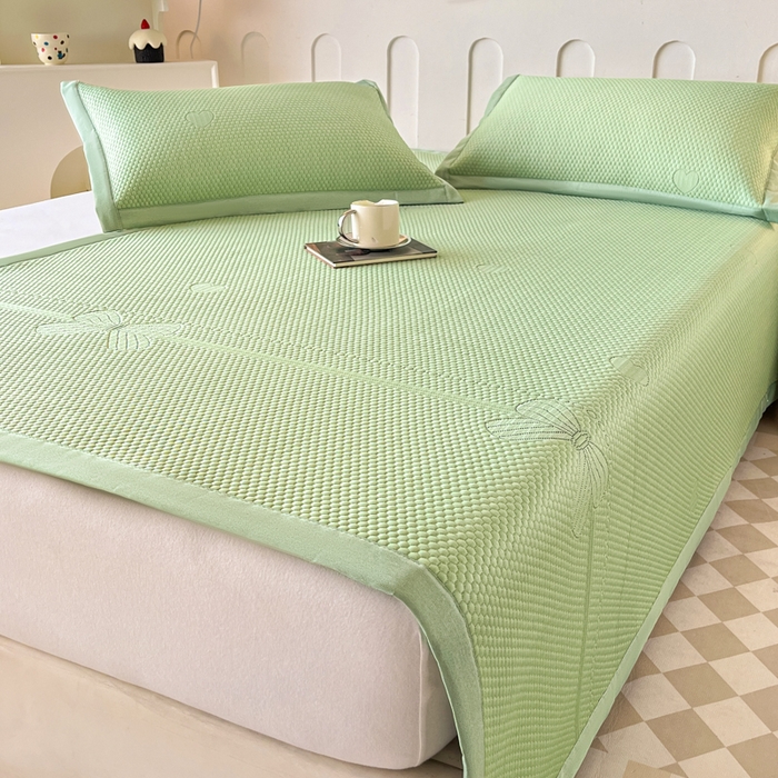 91家纺网 家纺一手货源 找家纺 缦吉 2025款中分子冰豆豆凉席席子-几何蝶 几何蝶-绿色