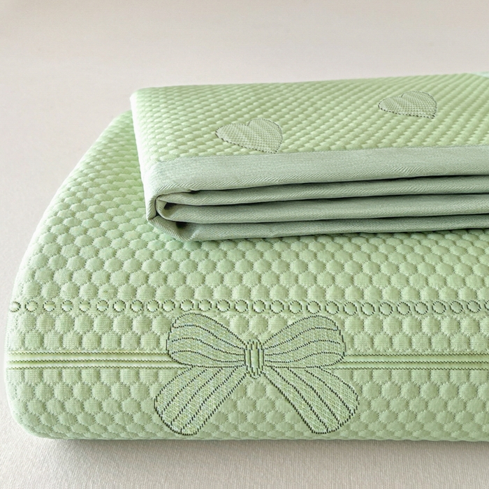 91家纺网 家纺一手货源 找家纺 缦吉 2025款中分子冰豆豆凉席席子-几何蝶 几何蝶-绿色