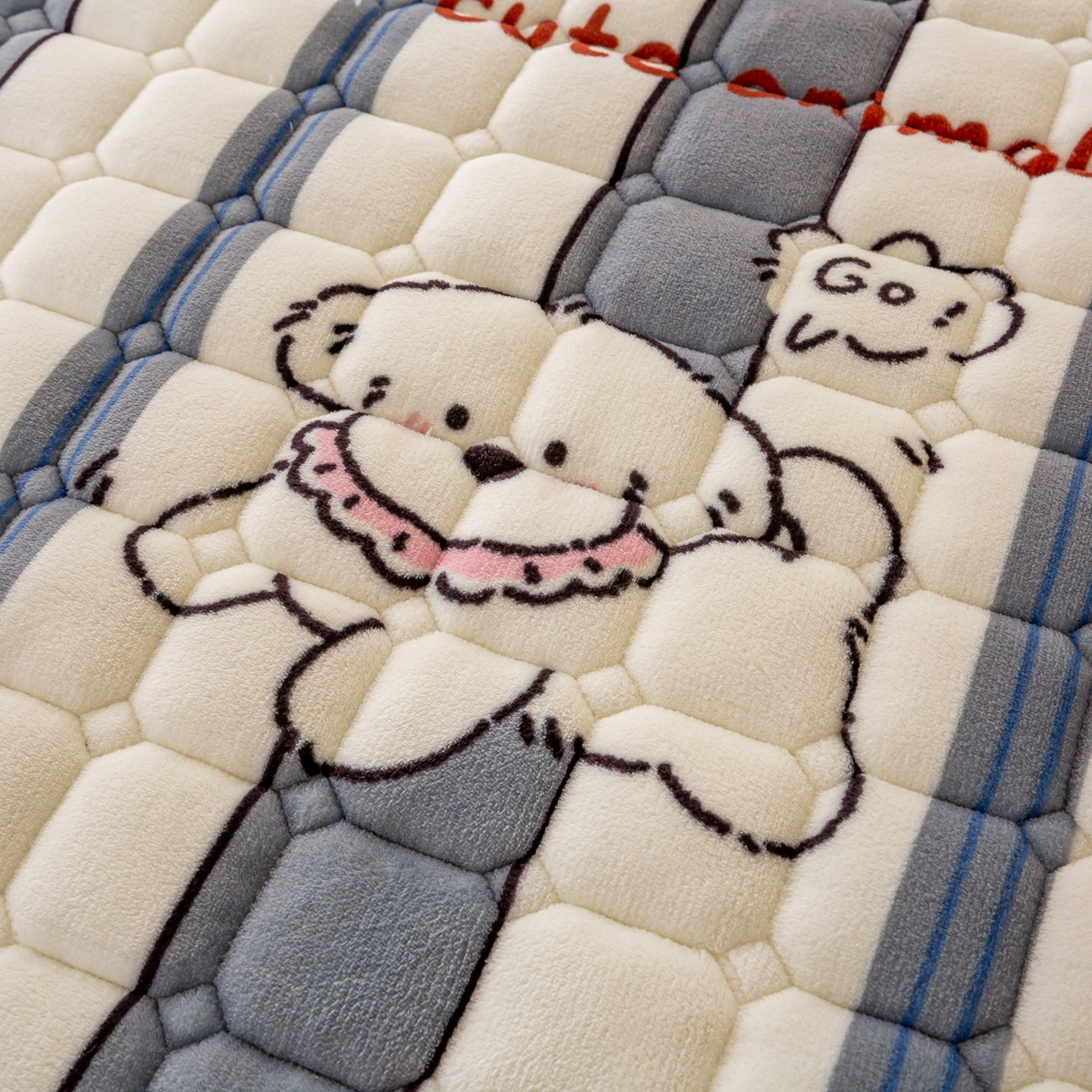 91家纺网 家纺一手货源 找家纺 眠势力 2025新款牛奶绒学生床宿舍床垫夹棉加厚床褥子秋冬季保暖床护垫 条纹小狗