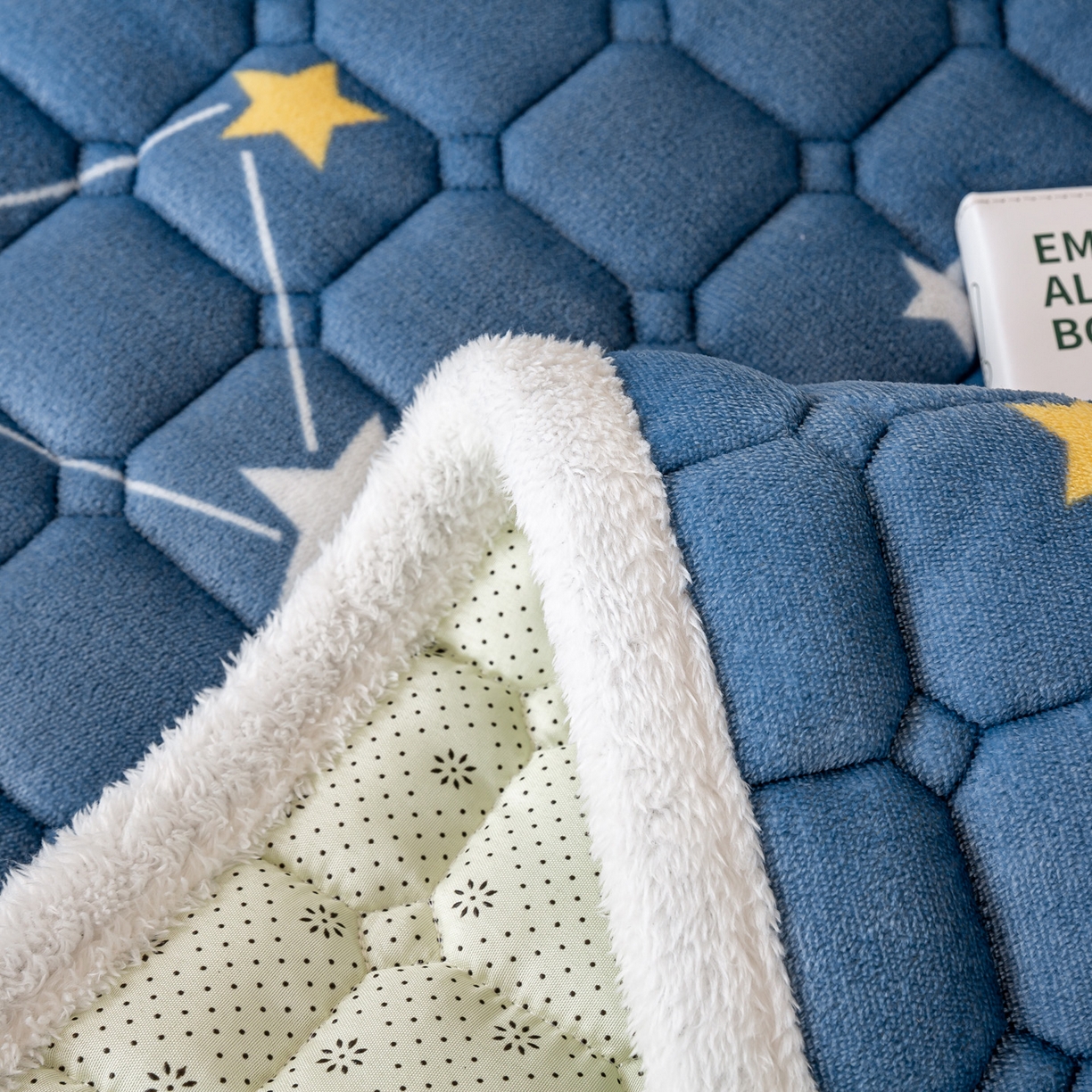 91家纺网 家纺一手货源 找家纺 眠势力 2025新款牛奶绒学生床宿舍床垫夹棉加厚床褥子秋冬季保暖床护垫 星月