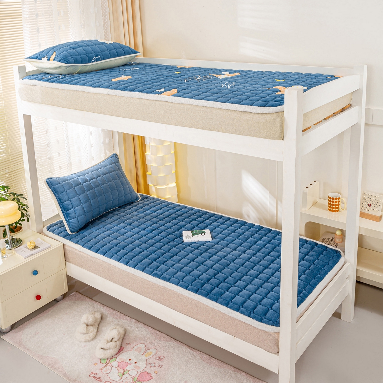 91家纺网 家纺一手货源 找家纺 眠势力 2025新款牛奶绒学生床宿舍床垫夹棉加厚床褥子秋冬季保暖床护垫 新黛兰