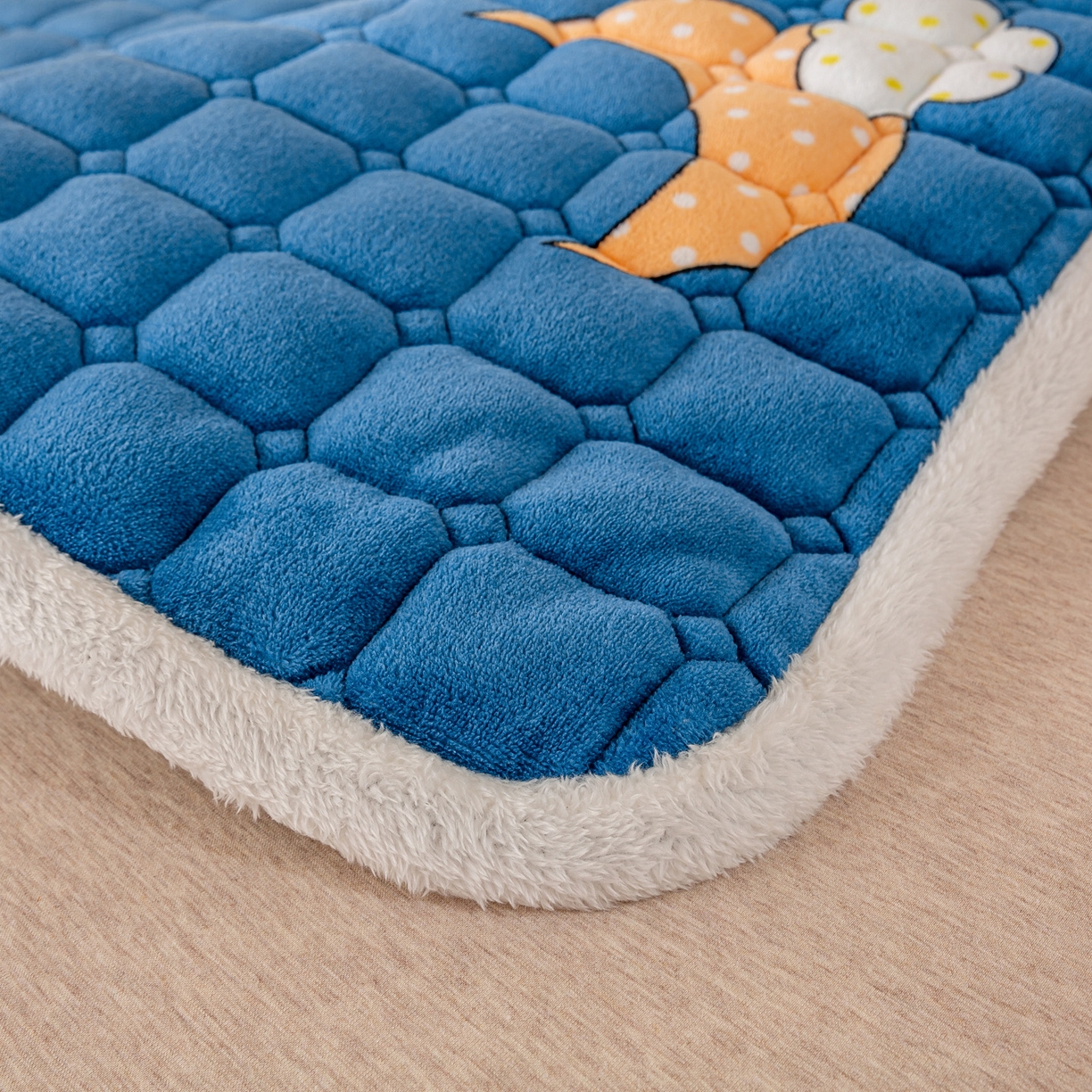 91家纺网 家纺一手货源 找家纺 眠势力 2025新款牛奶绒学生床宿舍床垫夹棉加厚床褥子秋冬季保暖床护垫 晚安