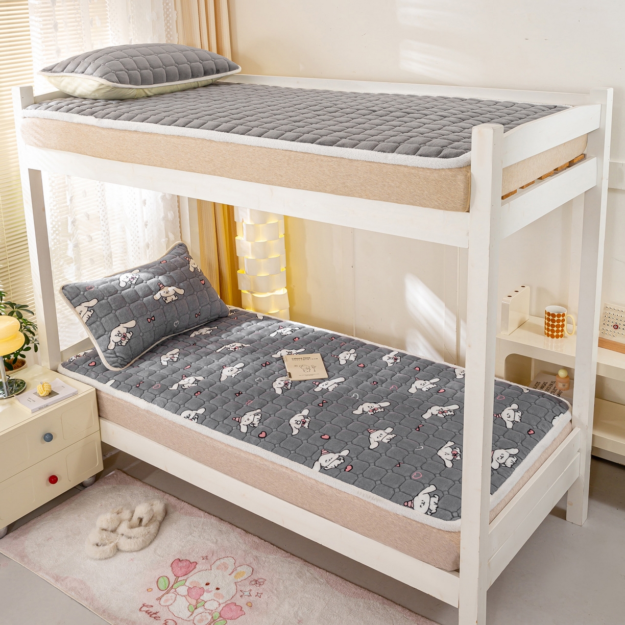 91家纺网 家纺一手货源 找家纺 眠势力 2025新款牛奶绒学生床宿舍床垫夹棉加厚床褥子秋冬季保暖床护垫 大耳朵