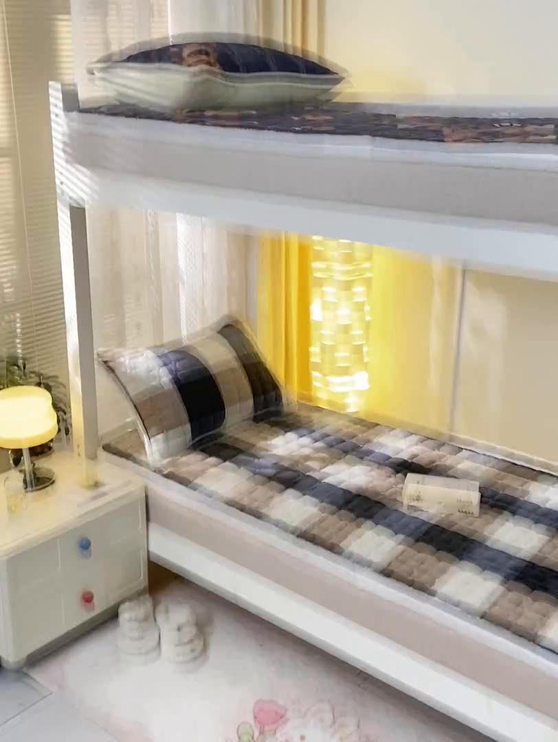 91家纺网 家纺一手货源 找家纺 眠势力 2025新款牛奶绒学生床宿舍床垫夹棉加厚床褥子秋冬季保暖床护垫 蓝大格