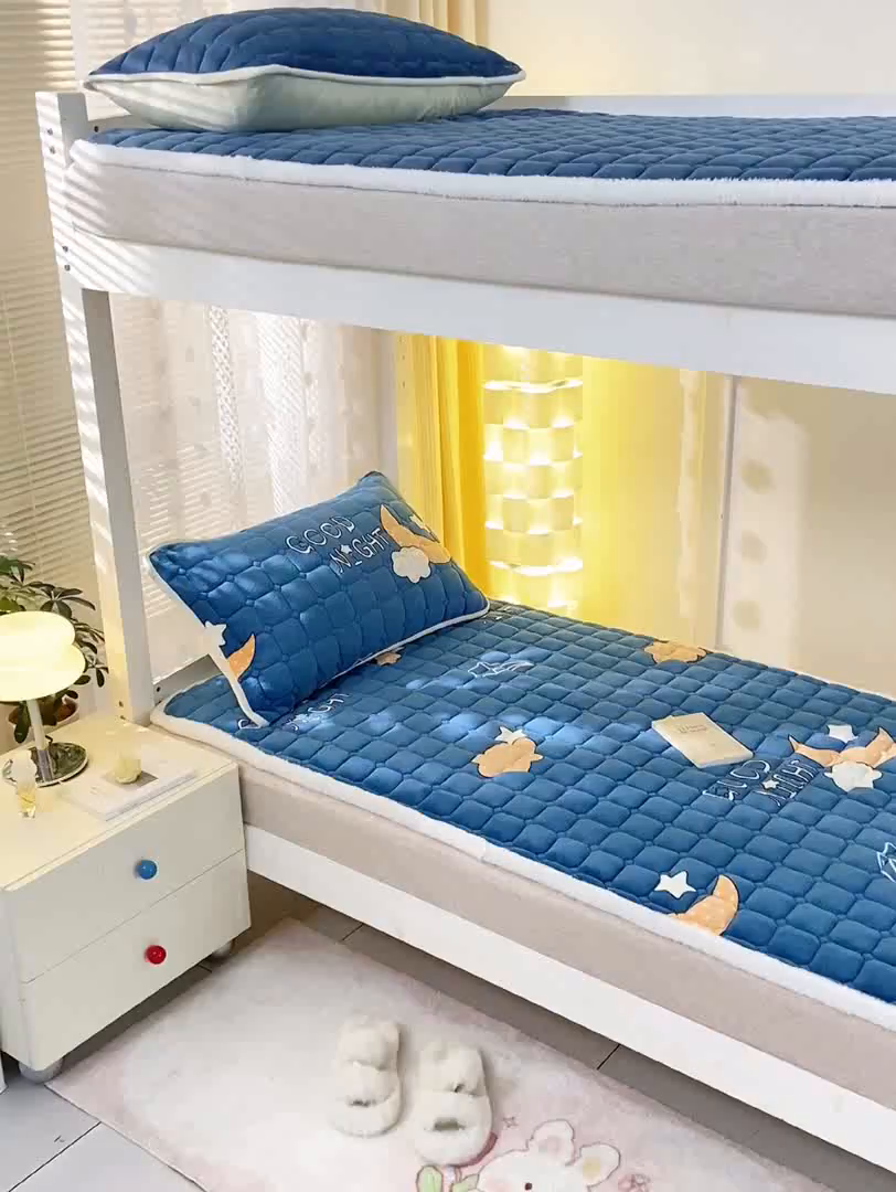91家纺网 家纺一手货源 找家纺 眠势力 2025新款牛奶绒学生床宿舍床垫夹棉加厚床褥子秋冬季保暖床护垫 晚安