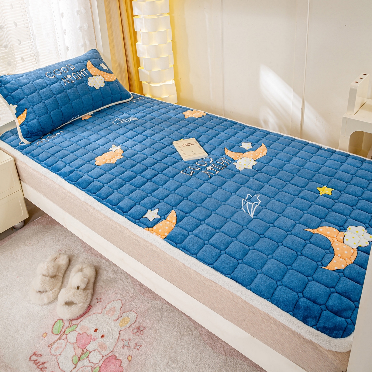 91家纺网 家纺一手货源 找家纺 眠势力 2025新款牛奶绒学生床宿舍床垫夹棉加厚床褥子秋冬季保暖床护垫 晚安