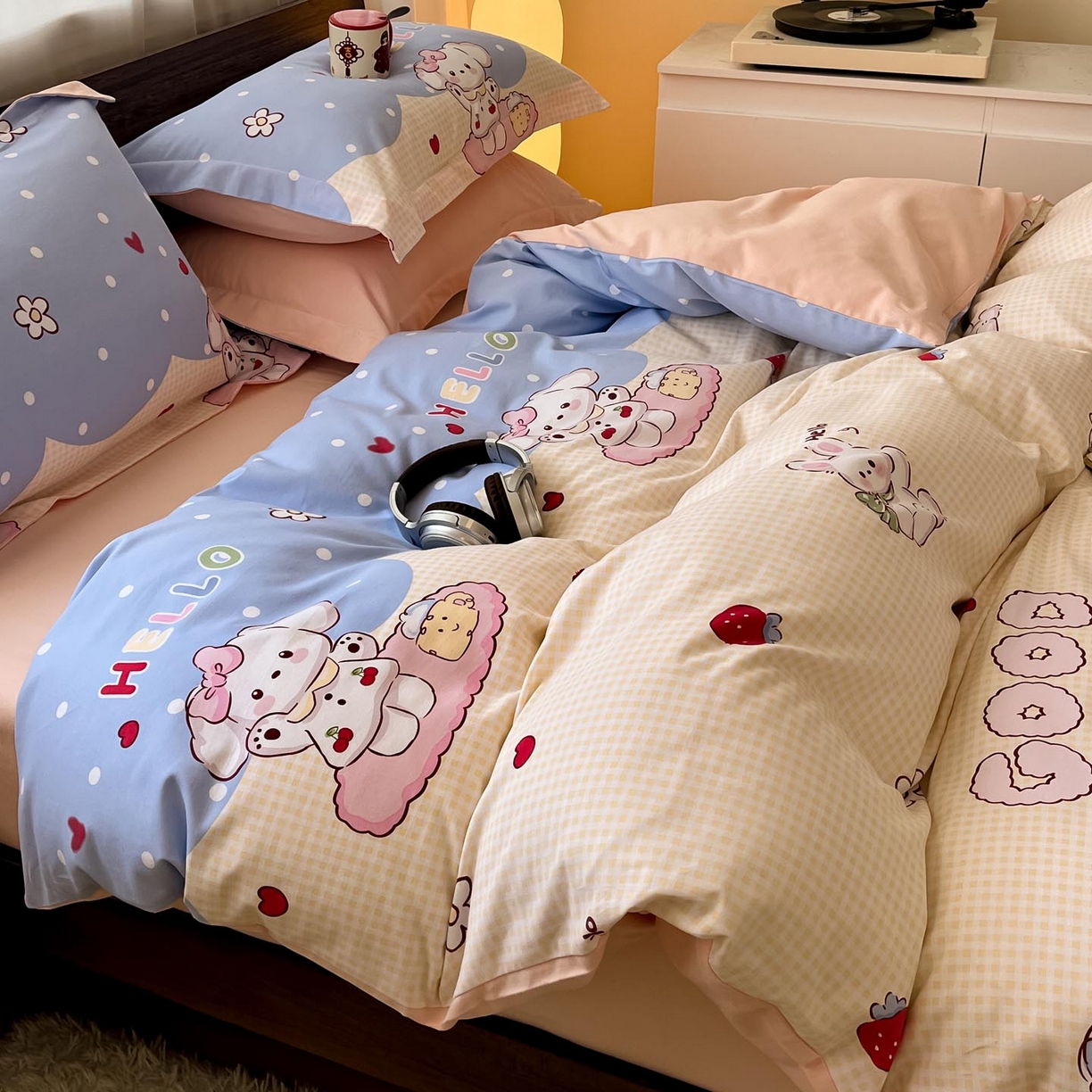 91家纺网 家纺一手货源 找家纺 （总）涵宸家纺 2025新款加厚全棉磨毛印花四件套--罗马系列 场景二