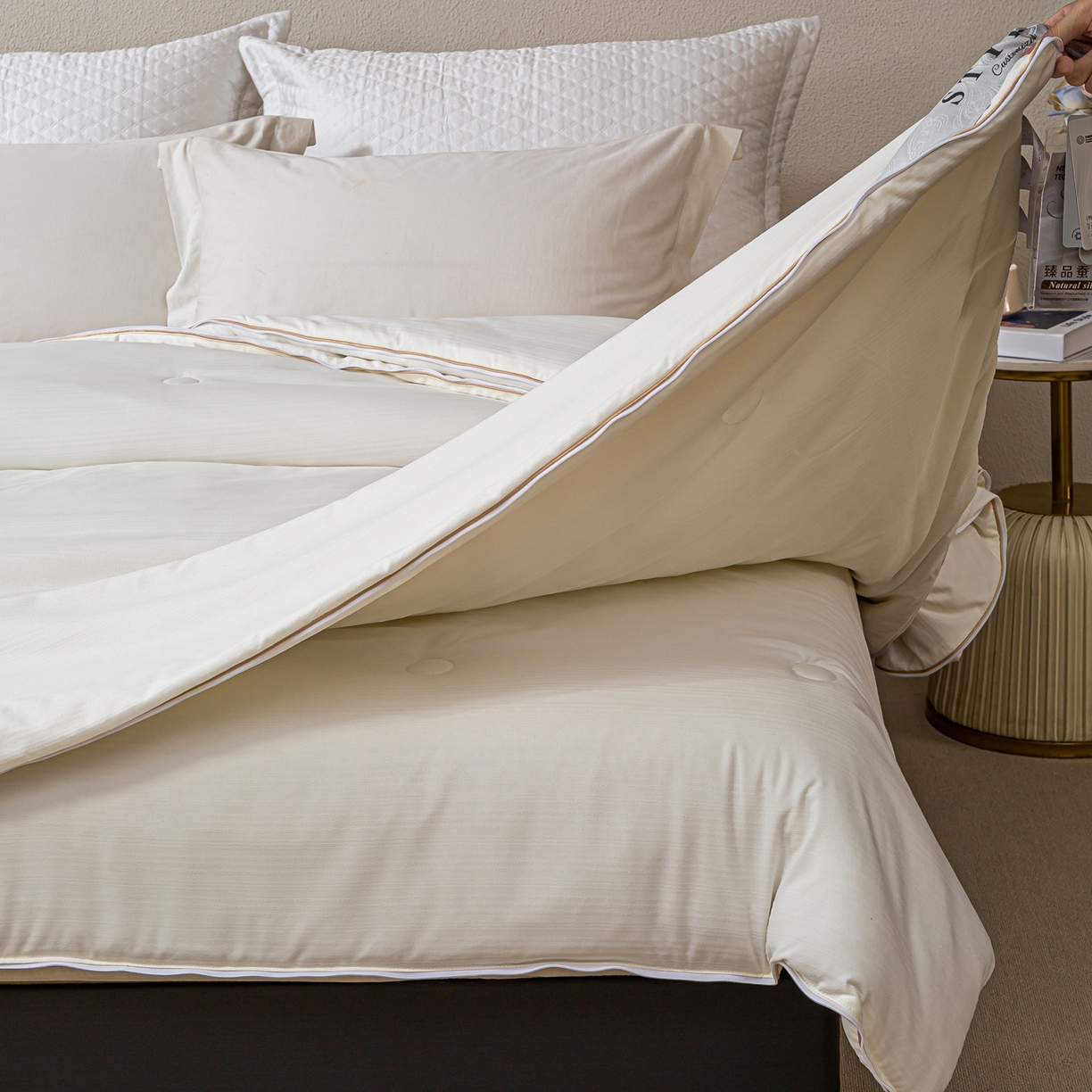 91家纺网 家纺一手货源 找家纺 （总）罗布斯 2025新款全棉提花冬被拉链二合一子母被冬被春秋被夏被子被芯蛋白被加厚棉被子母被图（含实拍图）（工艺升级特点 ； 四圈已固定锁棉 不移动不跑棉）