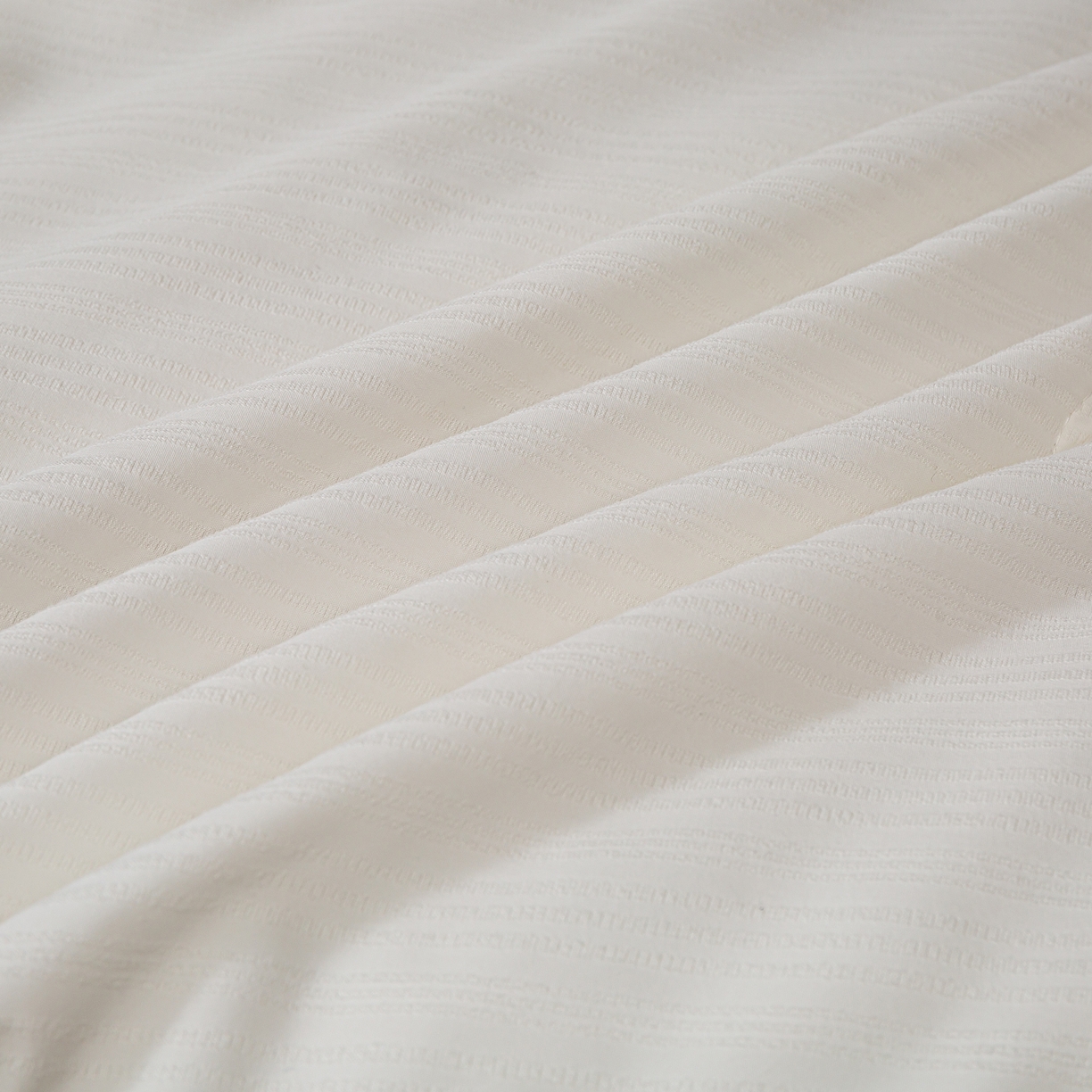 91家纺网 家纺一手货源 找家纺 （总）罗布斯 2025新款全棉提花冬被拉链二合一子母被冬被春秋被夏被子被芯蛋白被加厚棉被子母被图（含实拍图）（工艺升级特点 ； 四圈已固定锁棉 不移动不跑棉）