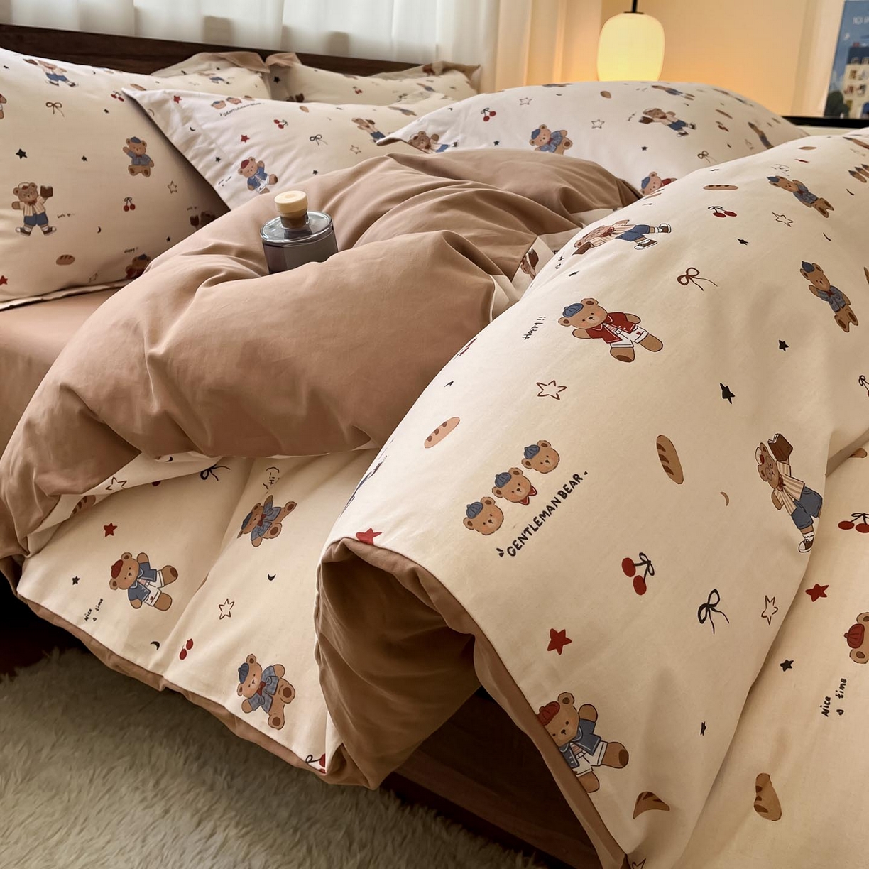 91家纺网 家纺一手货源 找家纺 （总）涵宸家纺 2025新款加厚全棉磨毛印花四件套--罗马系列 场景二