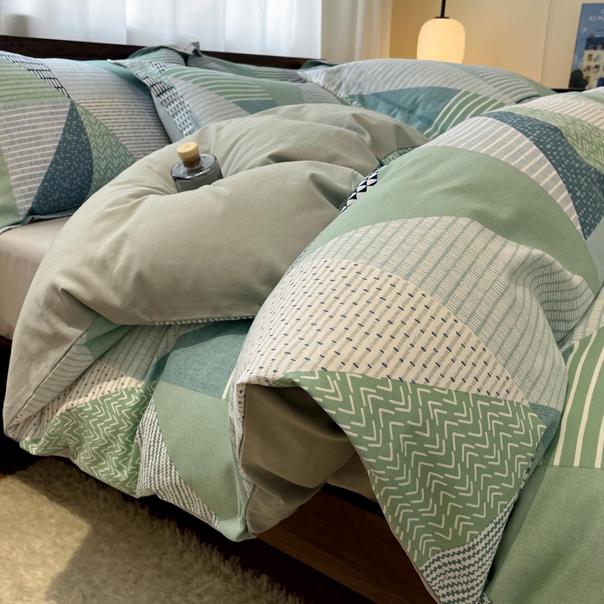 91家纺网 家纺一手货源 找家纺 （总）涵宸家纺 2025新款加厚全棉磨毛印花四件套--罗马系列 场景二