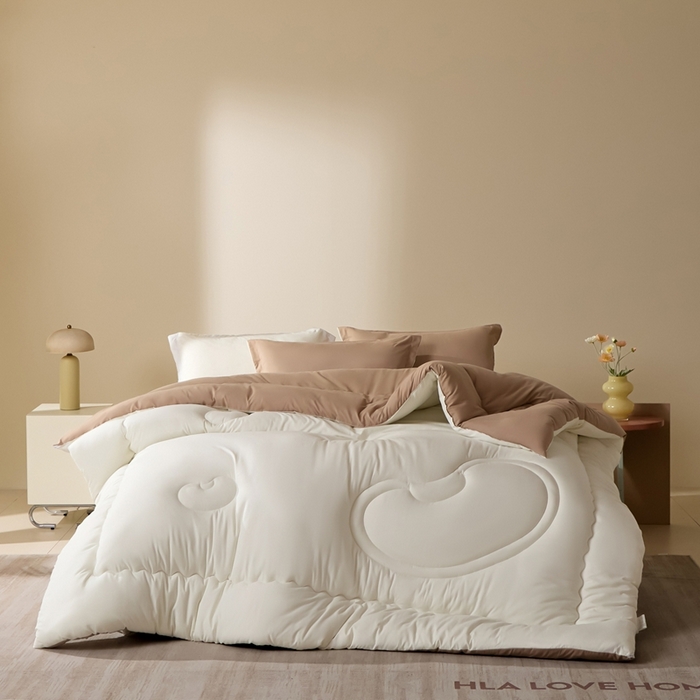 91家纺网 家纺一手货源 找家纺 U被家纺 2025新款软FU软棉奶油一体懒人被被子被芯 奶油红