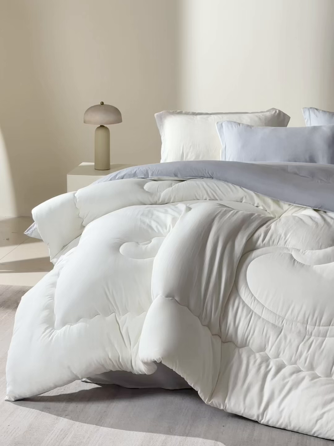 91家纺网 家纺一手货源 找家纺 U被家纺 2025新款软FU软棉奶油一体懒人被被子被芯 奶油灰